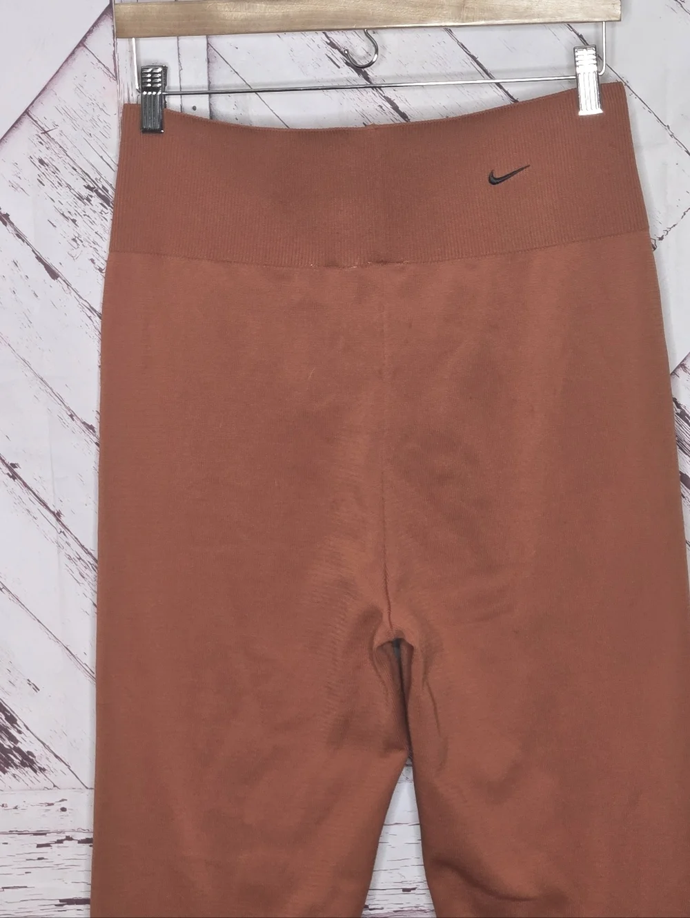 Nike Chill Knit Flared Pants Leggings Burnt Orange Size L